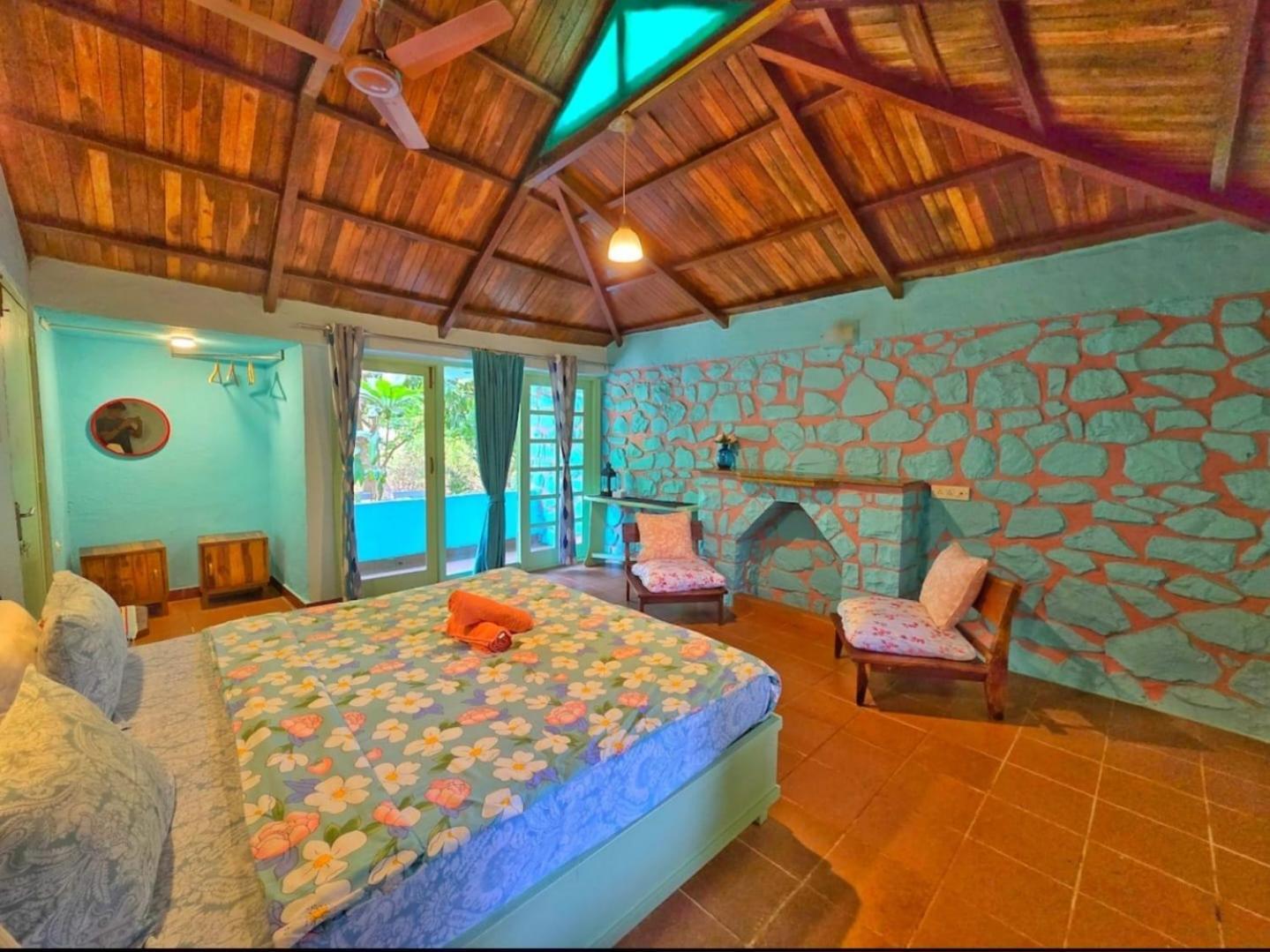 Captans Country house Lonavala